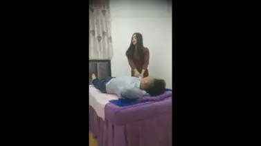 Pijat Oral Pertama Kali Bikin Memek Banjir, Pengalaman Baru yang Langsung Ketagihan